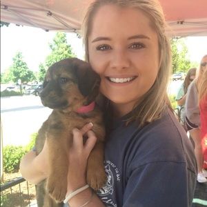 Meet your Posher, Kaitlyn